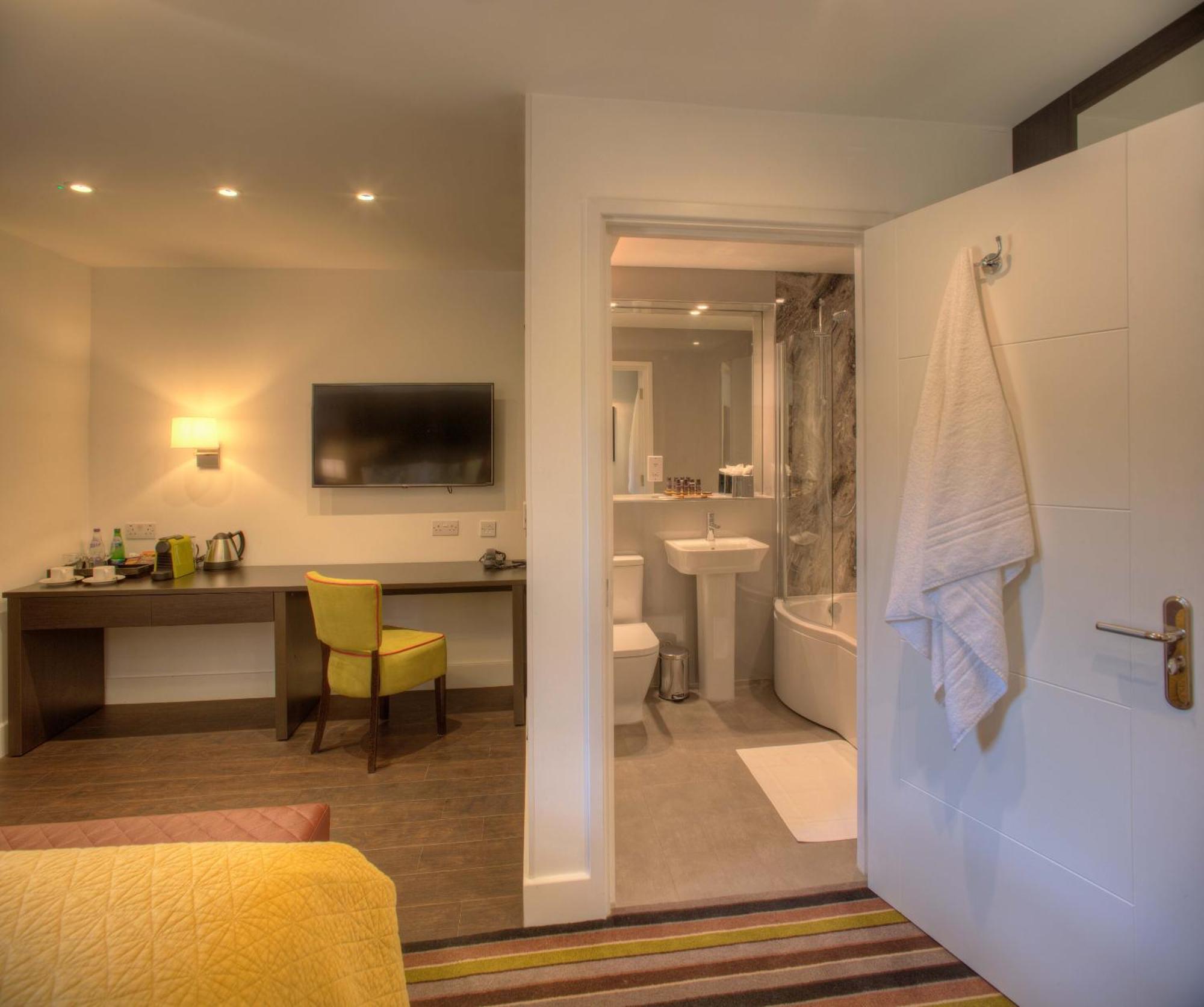Denbies Vineyard Hotel Доркинг Номер фото